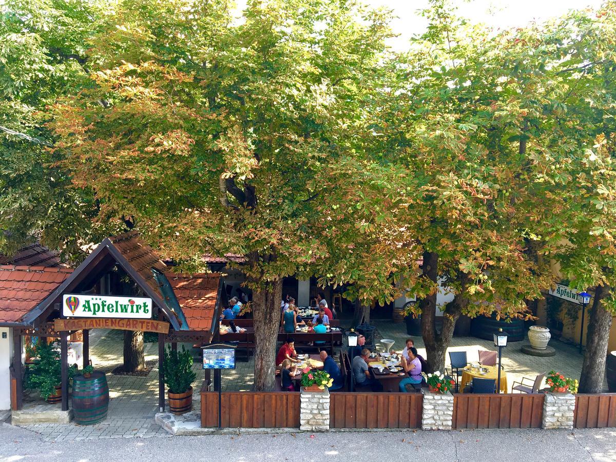 Apfelwirt Hotel Stubenberg Exterior photo